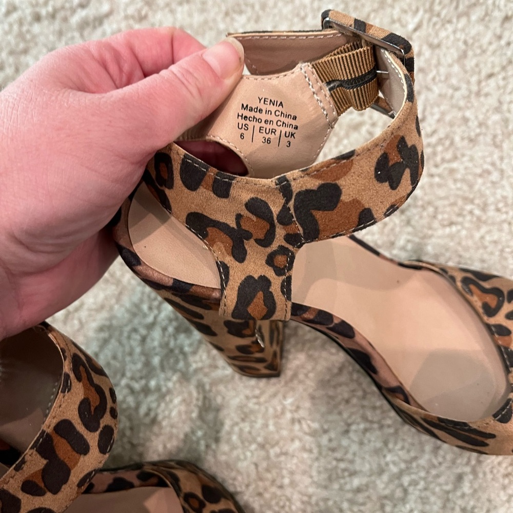 Leopard Print Platform Block Heel Sandals - Brown - Picture 8 of 8